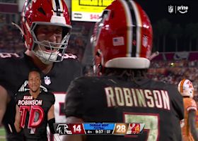 Bijan Robinson's eighth TD of 2025 trims Bucs' lead to 28-20 on 'TNF'