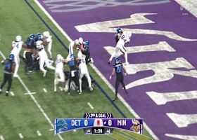 Aaron Jones powers his way into the end zone for his 3rd TD of 2025