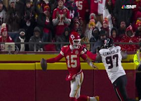 Can't-Miss Play: Mahomes overcomes a facemask grab before heroic pass to Smith-Schuster