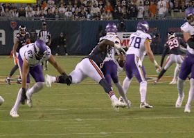 Tanoh Kpassagnon corkscrews McCarthy into the ground for his first Bears sack