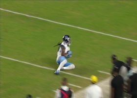 DeAndre Hopkins secures sliding grab for 15-yard gain