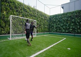 Justin Jefferson vs. Real Madrid star Vini Jr. | Game Recognize Game