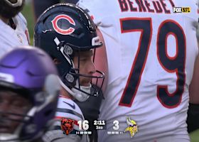 Cairo Santos' third FG of game boosts Bears lead over Vikings to 16-3