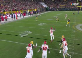 Mahomes' one-footed jump pass finds Kelce for 27 yards on third-and-18
