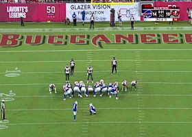 Tyler Bass makes a 37-yard FG just before halftime