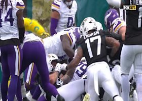 Mac Jones executes QB sneak for Jags TD vs. Vikings