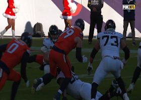 Malcolm Roach throws Lawrence to the ground for huge sack on third-and-long