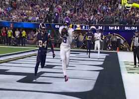 Carson Wentz with a 4-yard touchdown pass to Jordan Addison vs. Los Angeles Chargers