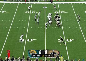 Andrew Wingard bounces off Ruiz, Miller for 8-yard sack on Shough