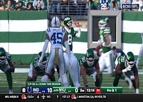 Zaire Franklin and Colts D' stonewall Conklin's fourth down rush attempt