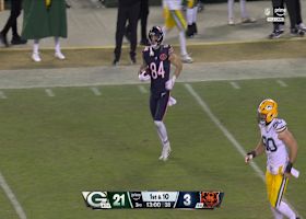 Caleb Williams' 29-yard loft locates Loveland for lunging sideline snag