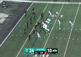 Ollie Gordon II will not be denied the end zone with help from his offensive line