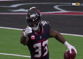 Popcorn fumble! Dare Ogunbowale recovers the ball after Jamal Hill's turnover-inducing hit