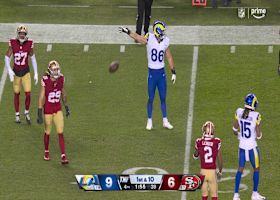 Stafford connects with Parkinson for 14 yards