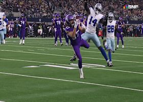 Hockenson cradles an 18-yard pass from McCarthy to give Vikings first-and-goal