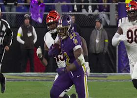 Can't-Miss Play: Derrick Henry takes a rare catch for a rumbling 44-yard gain