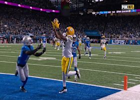 Can't-Miss Play: 22-yard TD on fourth down! Wicks' fantastic catch caps Love's loft