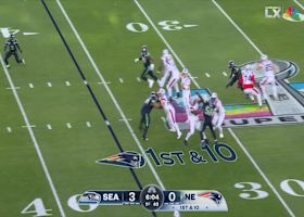 Drake Maye's play-action pass pinpoints Kayshon Boutte for 21 yards