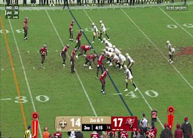 Devin Neal breaks to the outside for 21-yard run and red-zone access