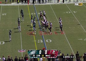 Mayfield's 22-yard connection with Rachaad White gets Bucs into red zone