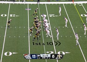 JaQuan McMillian bottles up Kamara for TFL behind LOS