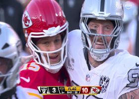 Chiefs lose 21 yards after Crosby pressures Mahomes into a self-imposed fumble