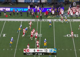 Mahomes' cross-body 14-yard side-arm sling locates Smith-Schuster