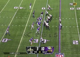 D.J. Wonnum wallops Carr for a 6-yard sack