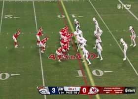 Kareem Hunt's 5-yard gain gives KC a fourth-down conversion