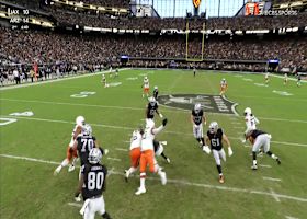 Mailek Collins collects his second sack of the game vs. Geno Smith