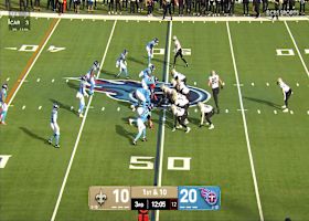 Johnson's 29-yard catch exposes the middle of Tennessee's defense