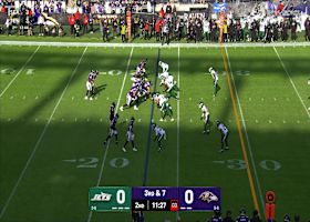 Jowon Briggs wraps up Lamar Jackson for third-down sack