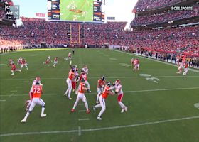 Bo Nix's side-arm pass finds Pat Bryant for 15 yards