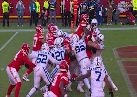 Air Kareem! Hunt goes soaring over goal line for his eighth TD of 2025