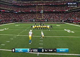 Cameron Dicker's 35-yard FG opens scoring in Chargers-Texans matchup