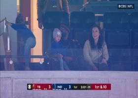 Shaquille Leonard gets cheers at Lucas Oil Stadium days after being released by Colts