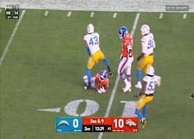 Troy Dye spins RJ Harvey 360 degrees for a loss of 4 yards